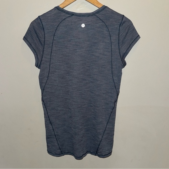 Lululemon Another Mile Short Sleeve T-shirt Women’s Size 6 - Picture 7 of 9